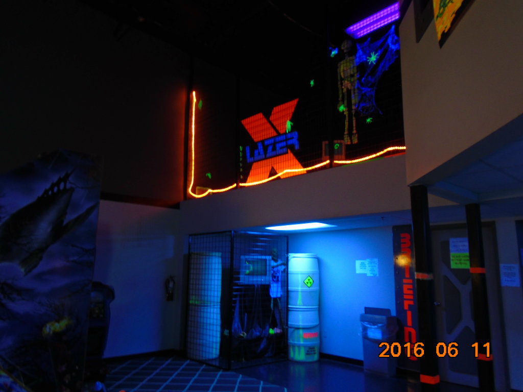 Arcade/Briefing